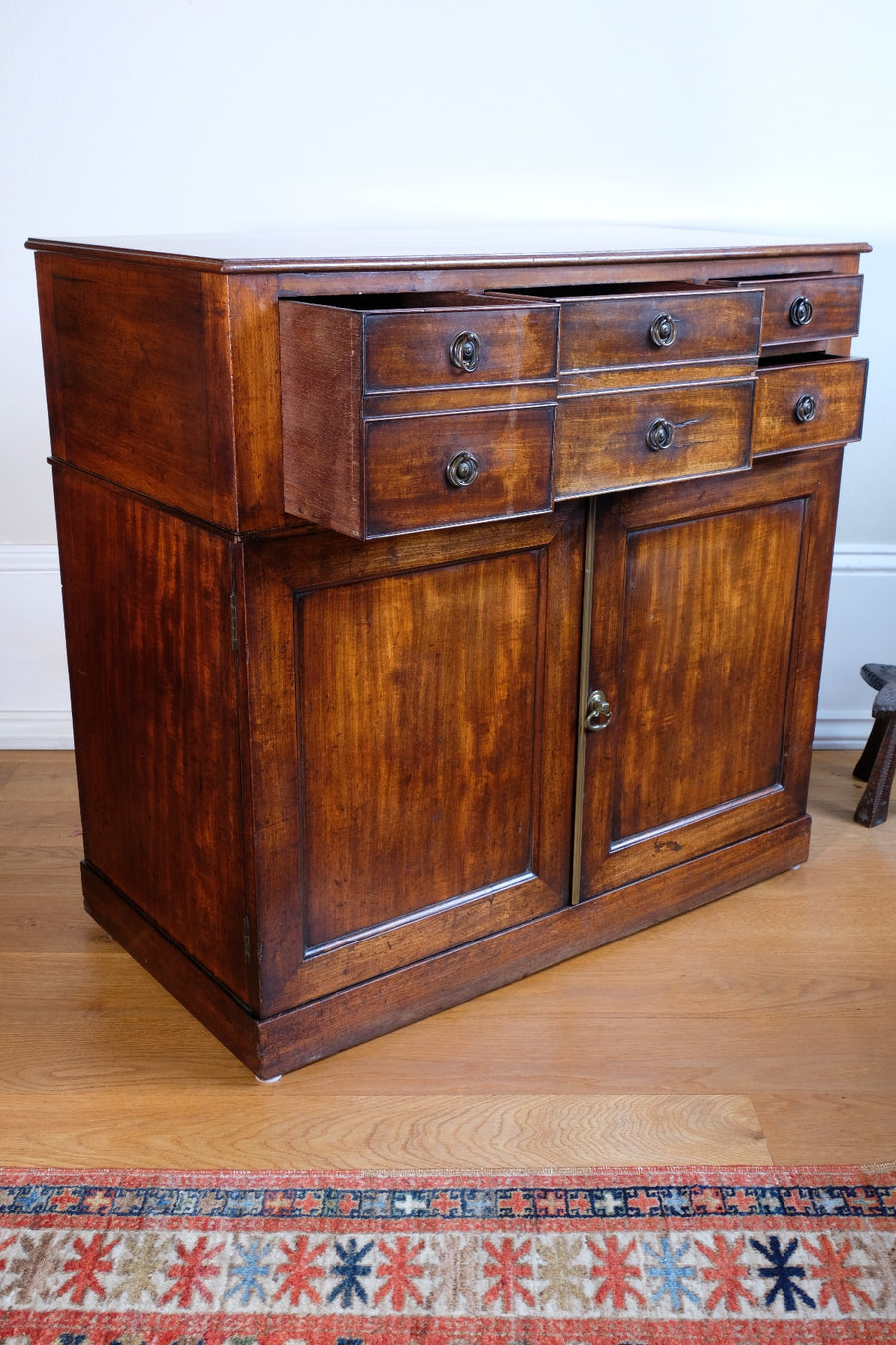 Antique George III Mahogany Sideboard – Multi-Drawer Cupboard Design