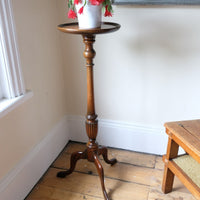 Mahogany Torchière Stand With Cabriole Legs