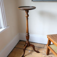 Mahogany Torchière Stand With Cabriole Legs