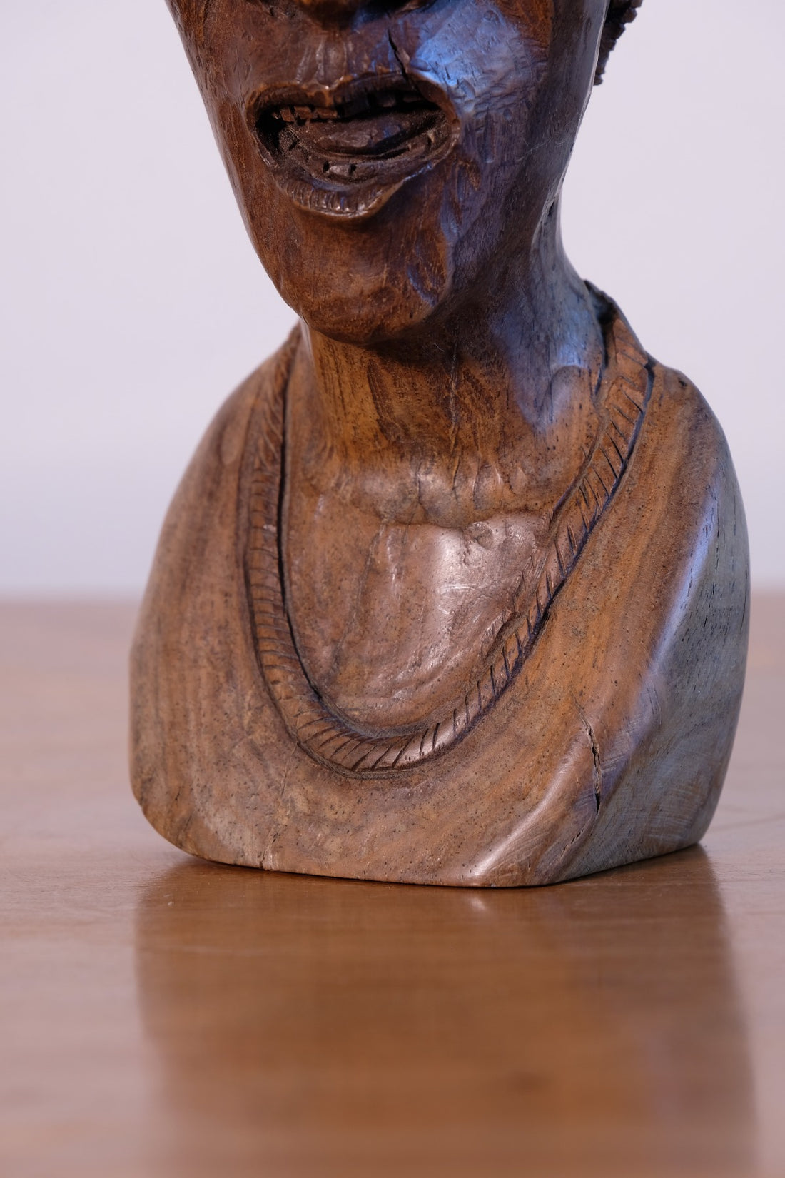 necklace of a African Hand-Carved Wooden Bust Sculpture – Vintage Tribal Portrait Art (24.5cm)
