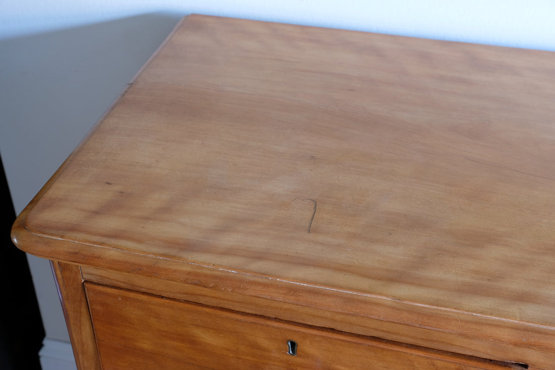 Victorian Scottish Satin Birch Chest Of Drawers With Plinth Drawer