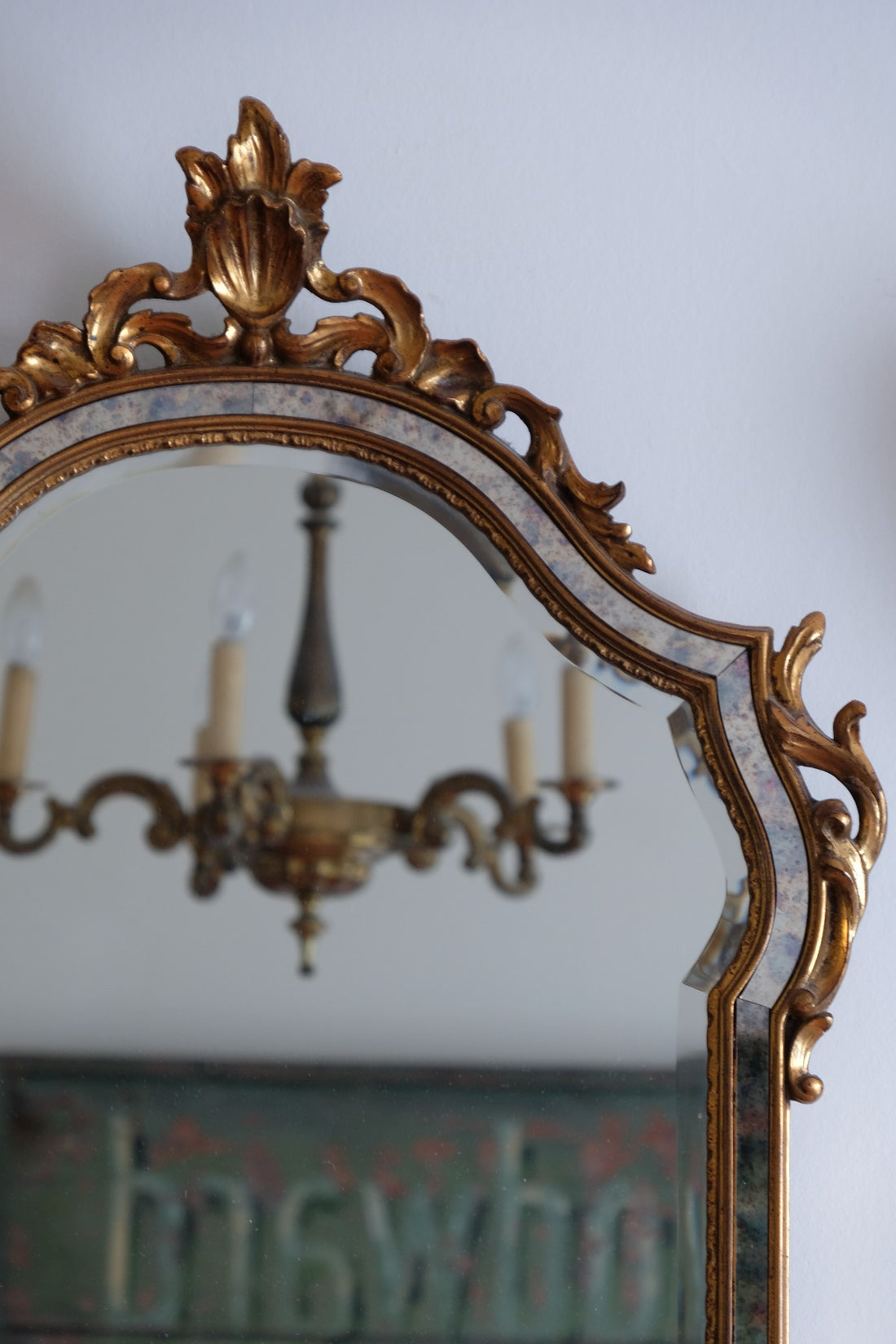 close up - Italian Baroque Giltwood Wall Mirror 1957