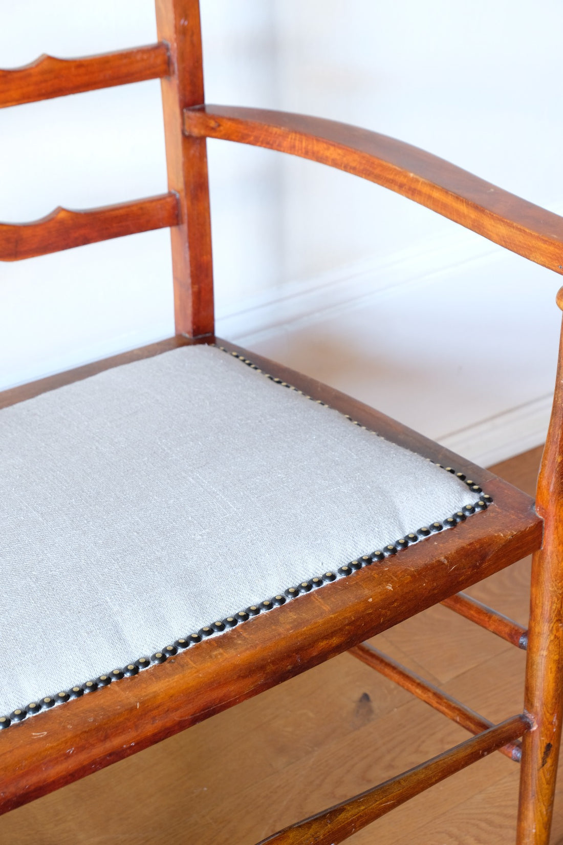 beech bench with horsehair linen seat