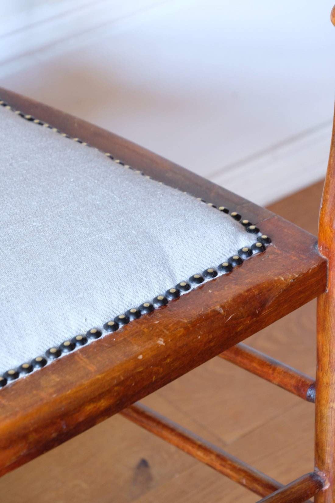 beech bench with horsehair linen seat