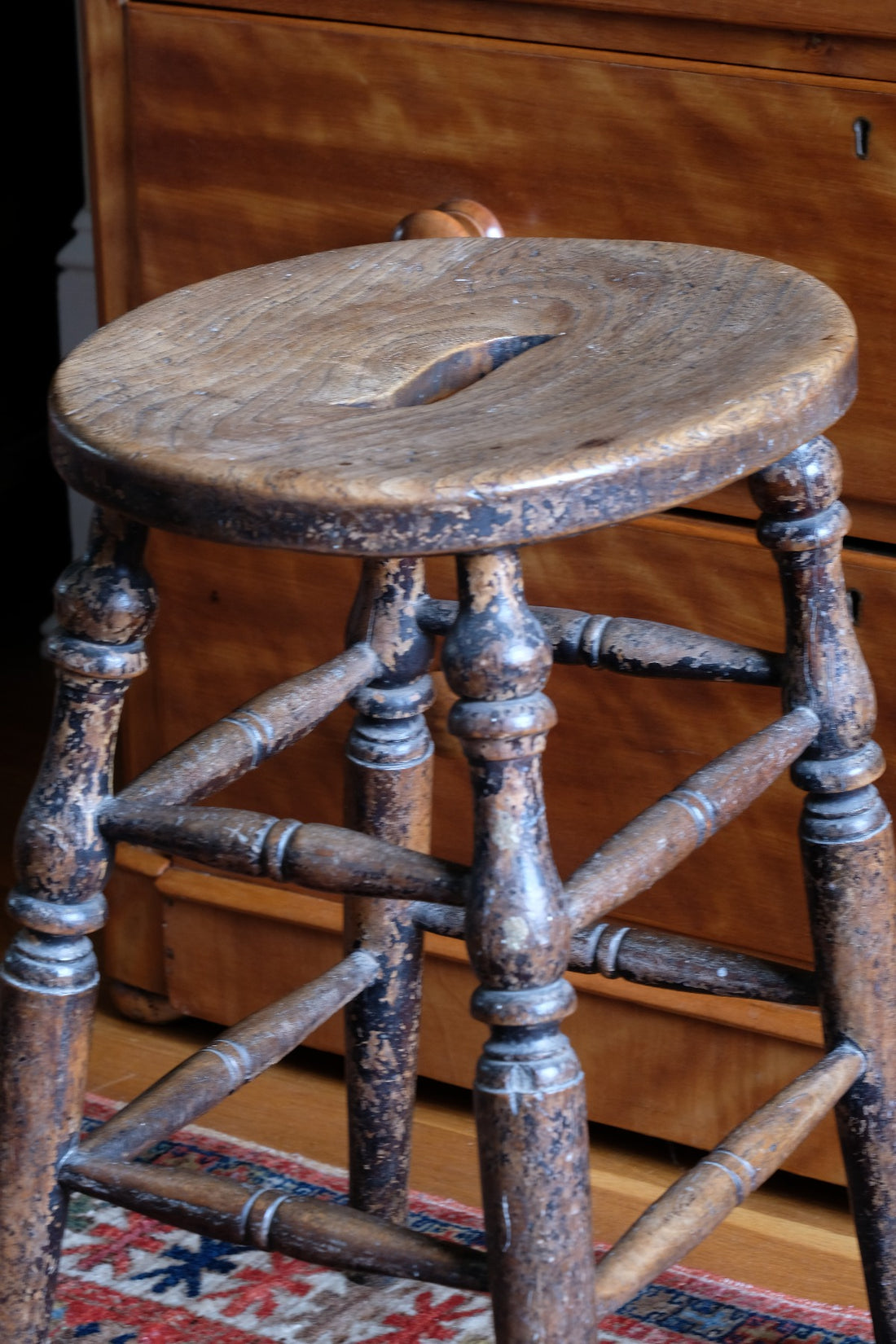 Time-worn painted Victorian stool - Antique Victorian Elm Stool With Oval Top And Turned Legs Circa 1860