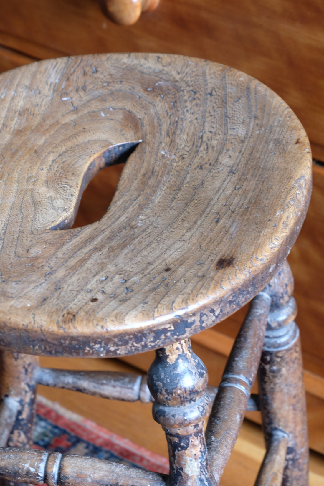 seat top - Antique Victorian Elm Stool With Oval Top And Turned Legs Circa 1860