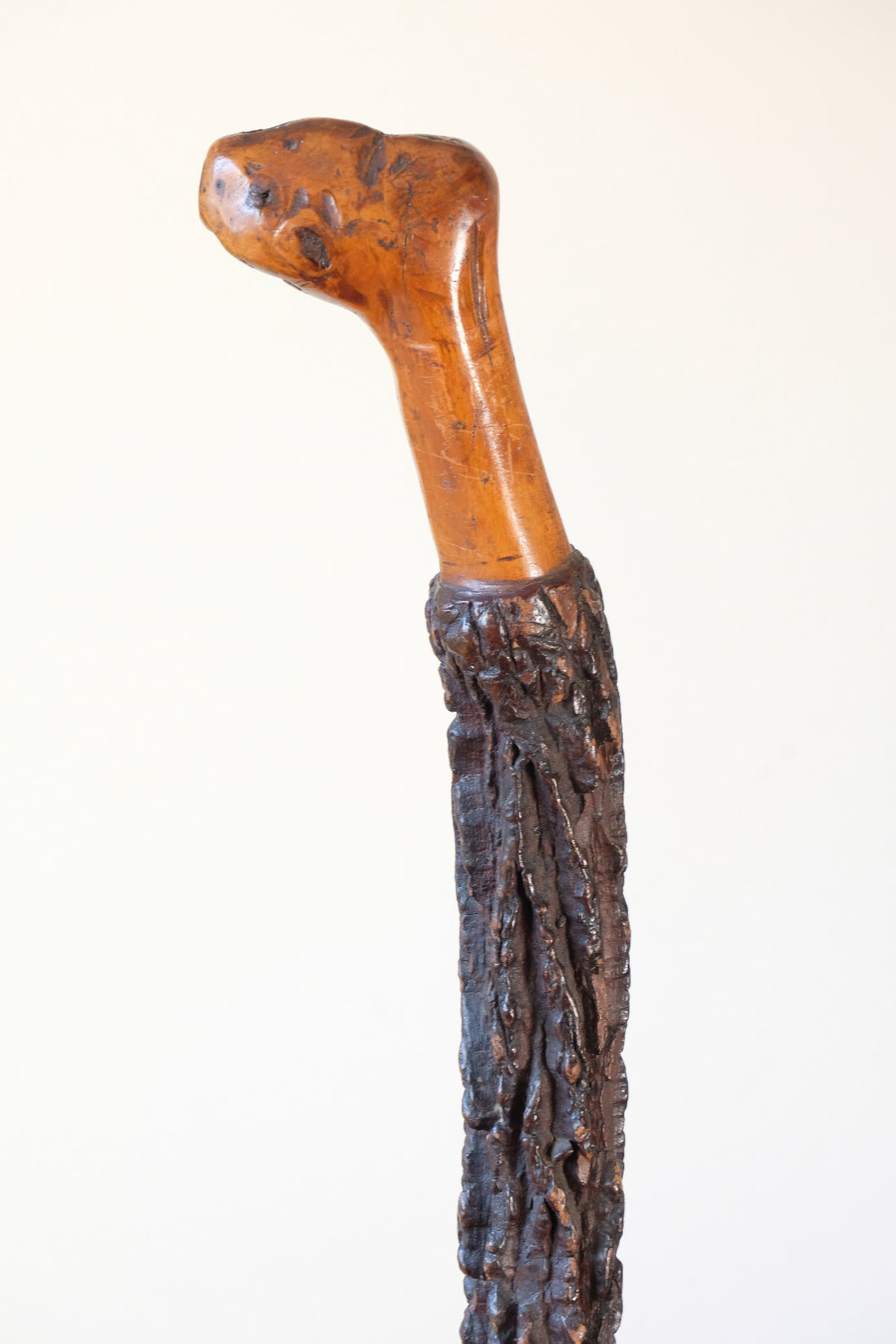 Irish Blackthorn Walking Stick with Boxwood Handle – Antique