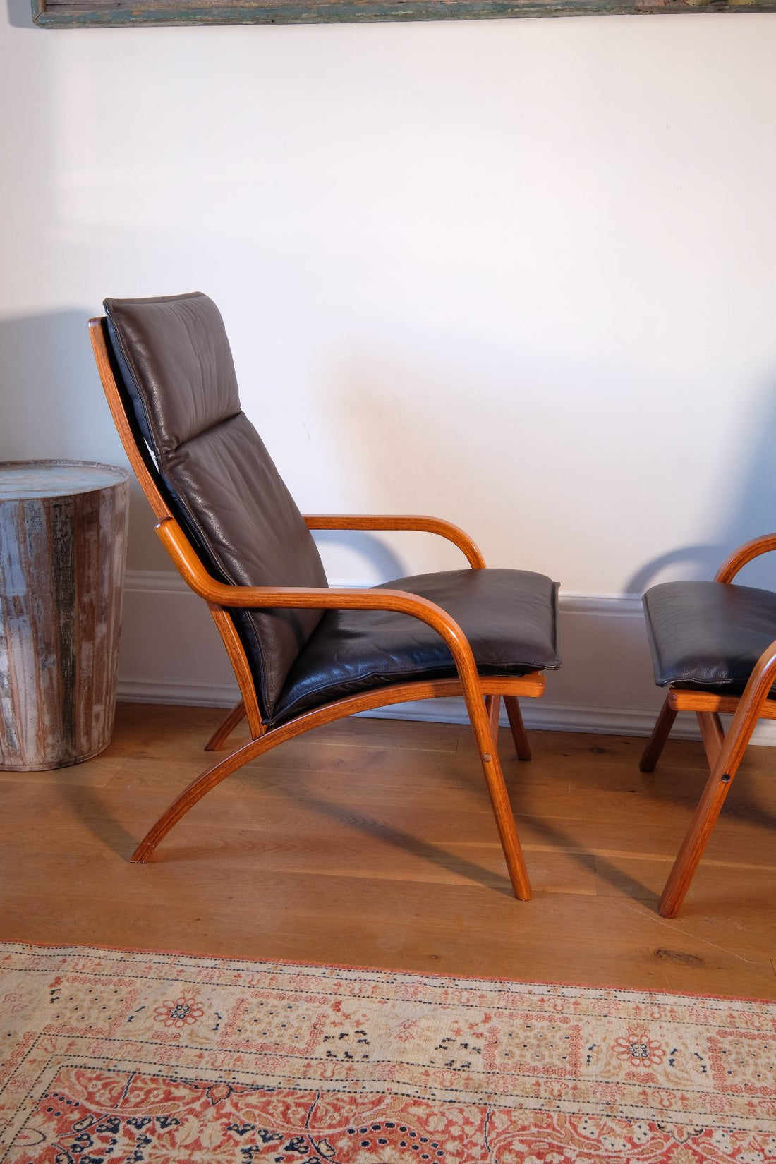 Pair of 1970s Danish Stouby bentwood leather lounge chairs with sculptural oak frame