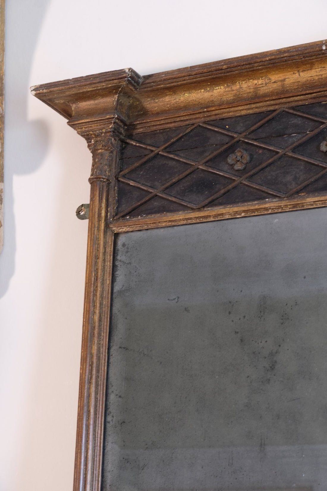 Regency pier mirror with original foxed bevelled glass and giltwood frame circa 1820s