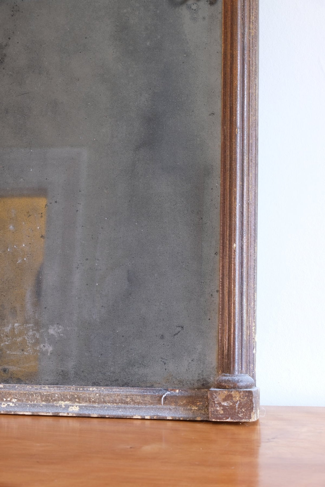 Regency pier mirror with original foxed bevelled glass and giltwood frame circa 1820s