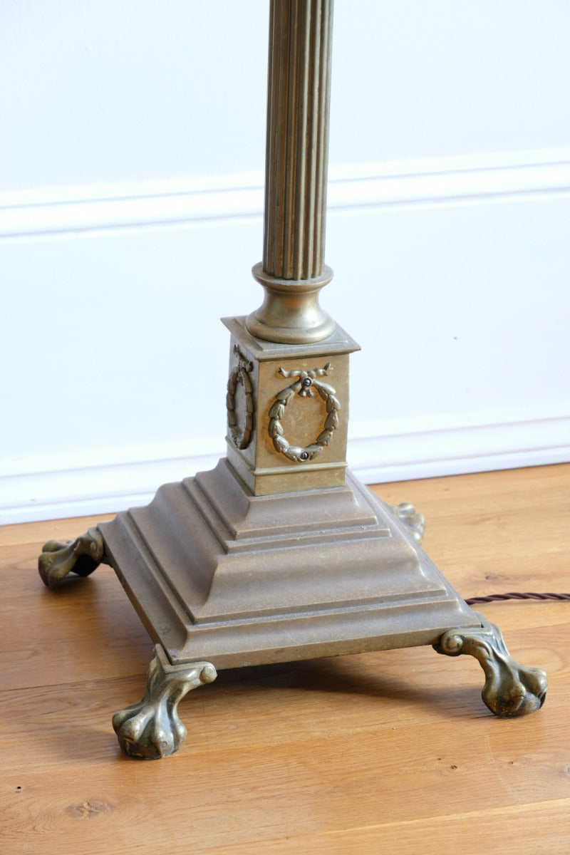 Brass Standard Lamp With Laurel Wreath & Claw Feet