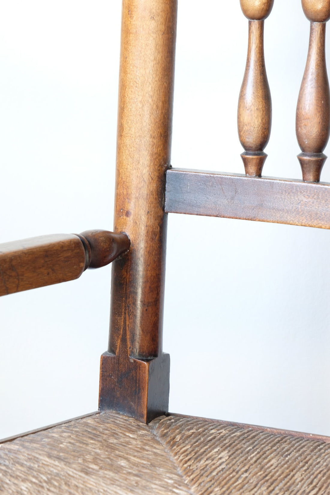 Antique Lancashire Oak Spindle Back Armchair with Rush Seat, 19th Century North Country Chair