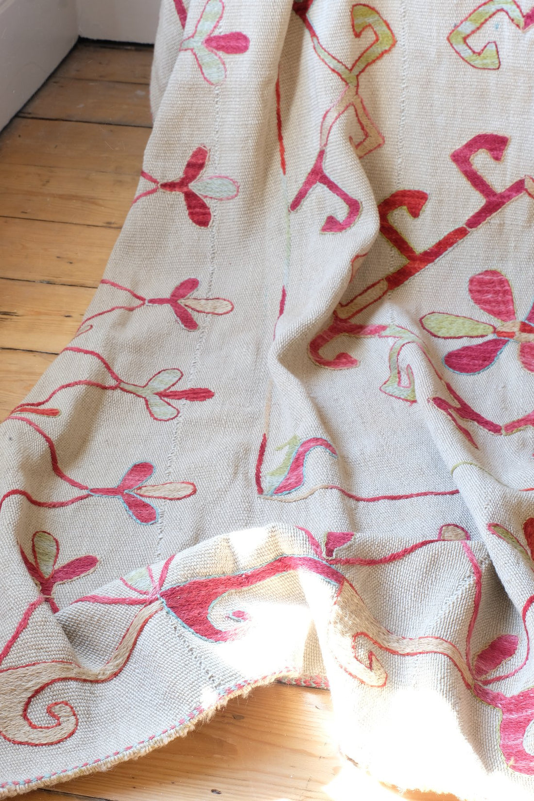 Large Uzbek Suzani embroidered textile silk on cotton floral lattice design