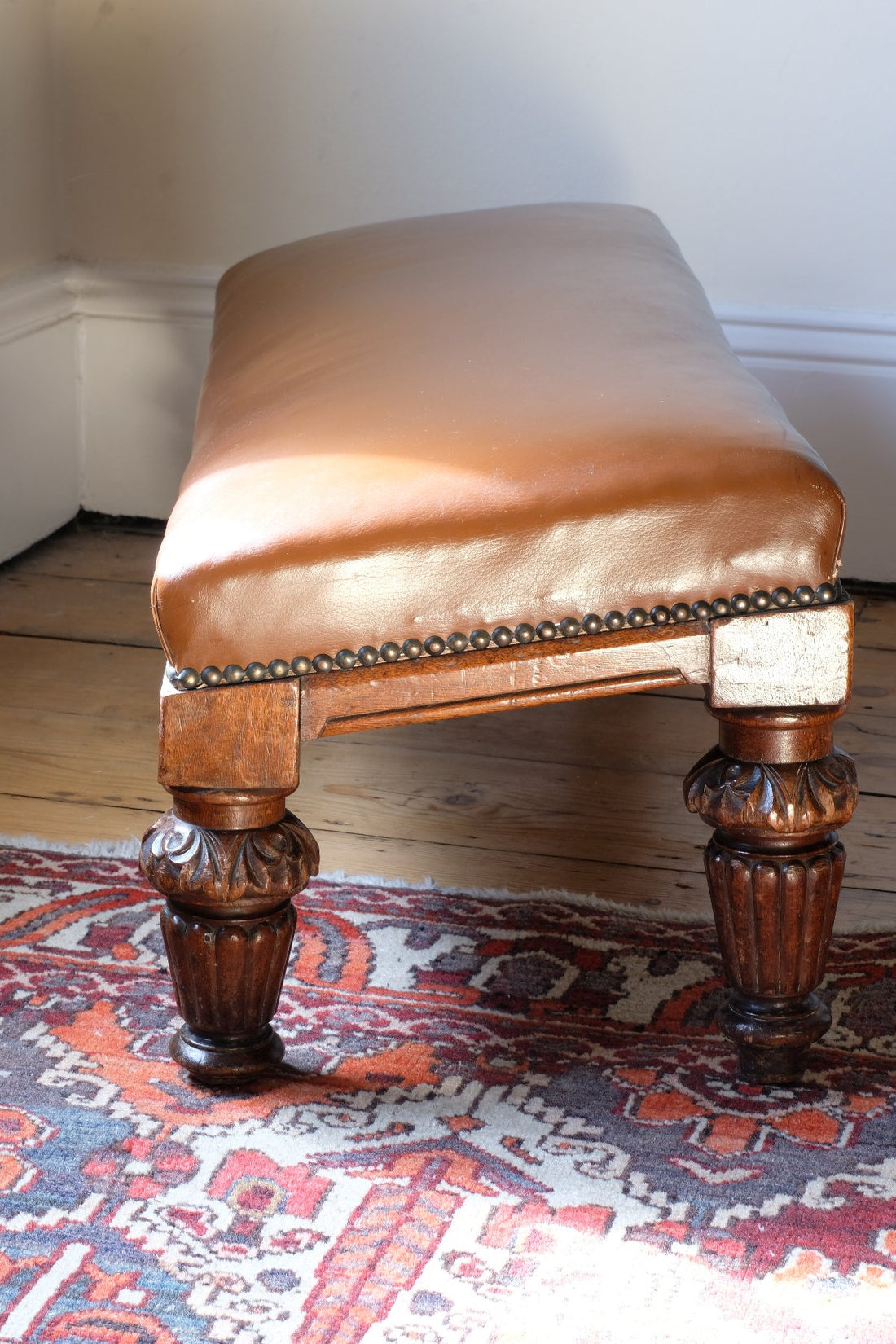 end view showing angled slant - Victorian Oak and Leather Masonic Kneeling Bench Brighton Lodge Provenance