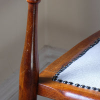 19th century English beech ladder-back bench with linen upholstered horsehair seat and waved slats