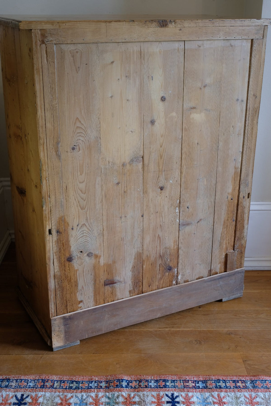 back view - Victorian pine chest of drawers with cupboard base English antique