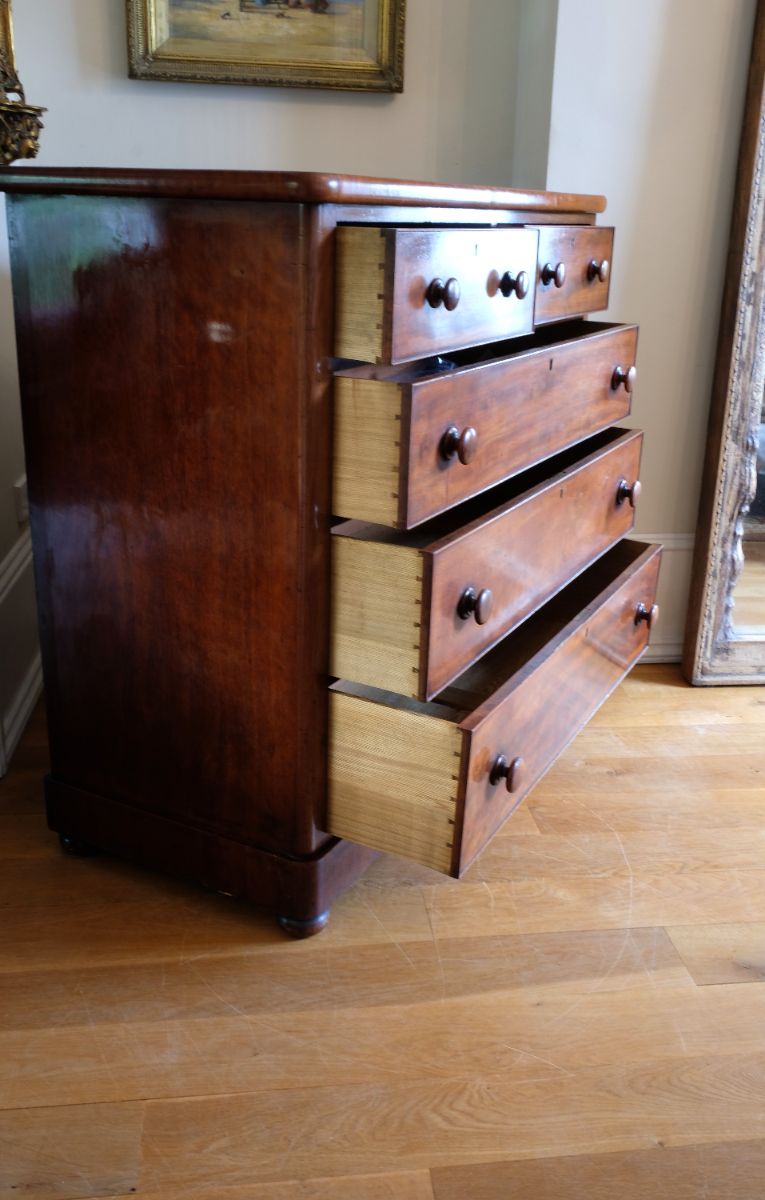 Victorian Mahogany Chest of Drawers – 2‑over‑3 Large Storage