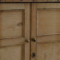 Early 19th Century English Pine Cupboard