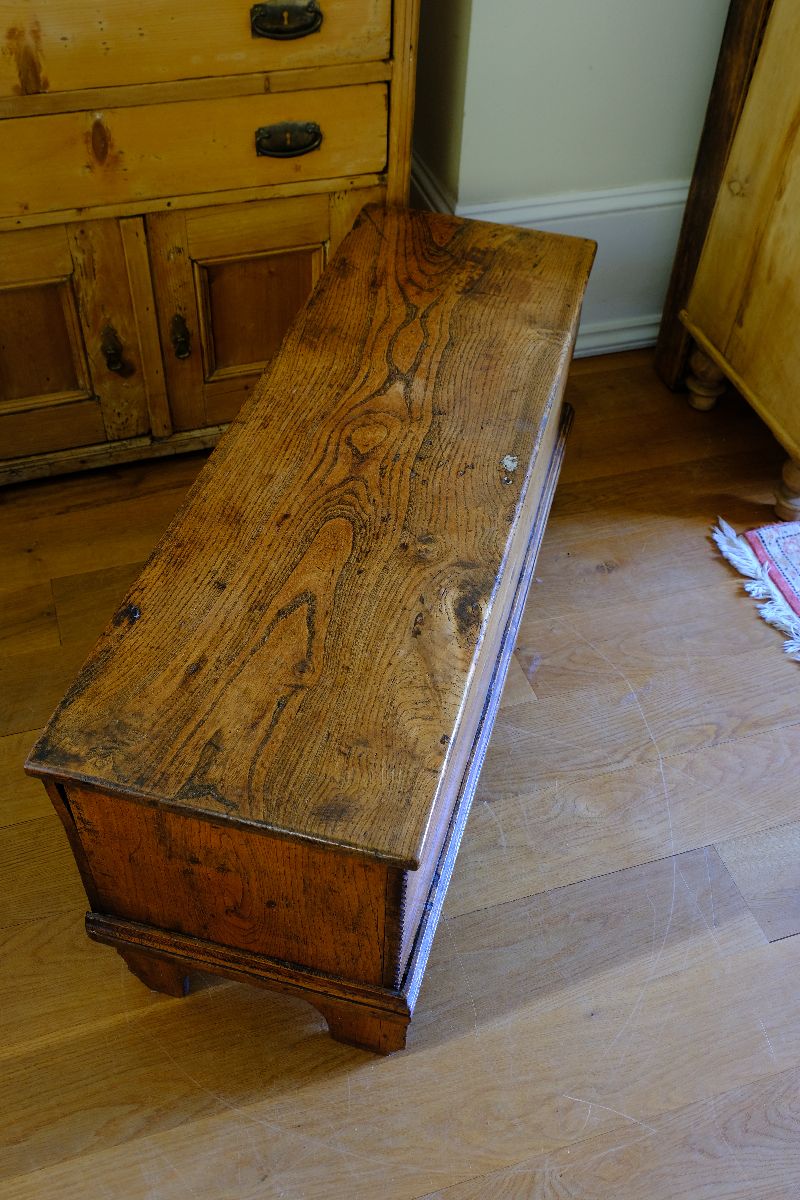top of the Early 19th Century English Elm Six Plank Coffer Chest With Internal Till