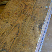 close up of the grain of an on an Early 19th Century English Elm Six Plank Coffer Chest With Internal Till
