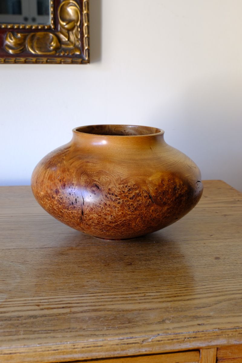 Signed Burr Elm Sculptural Vessel by Dr Tim Lawson (TDL), British Studio Woodturning in Burr Elm with Natural Organic Grain and Voids