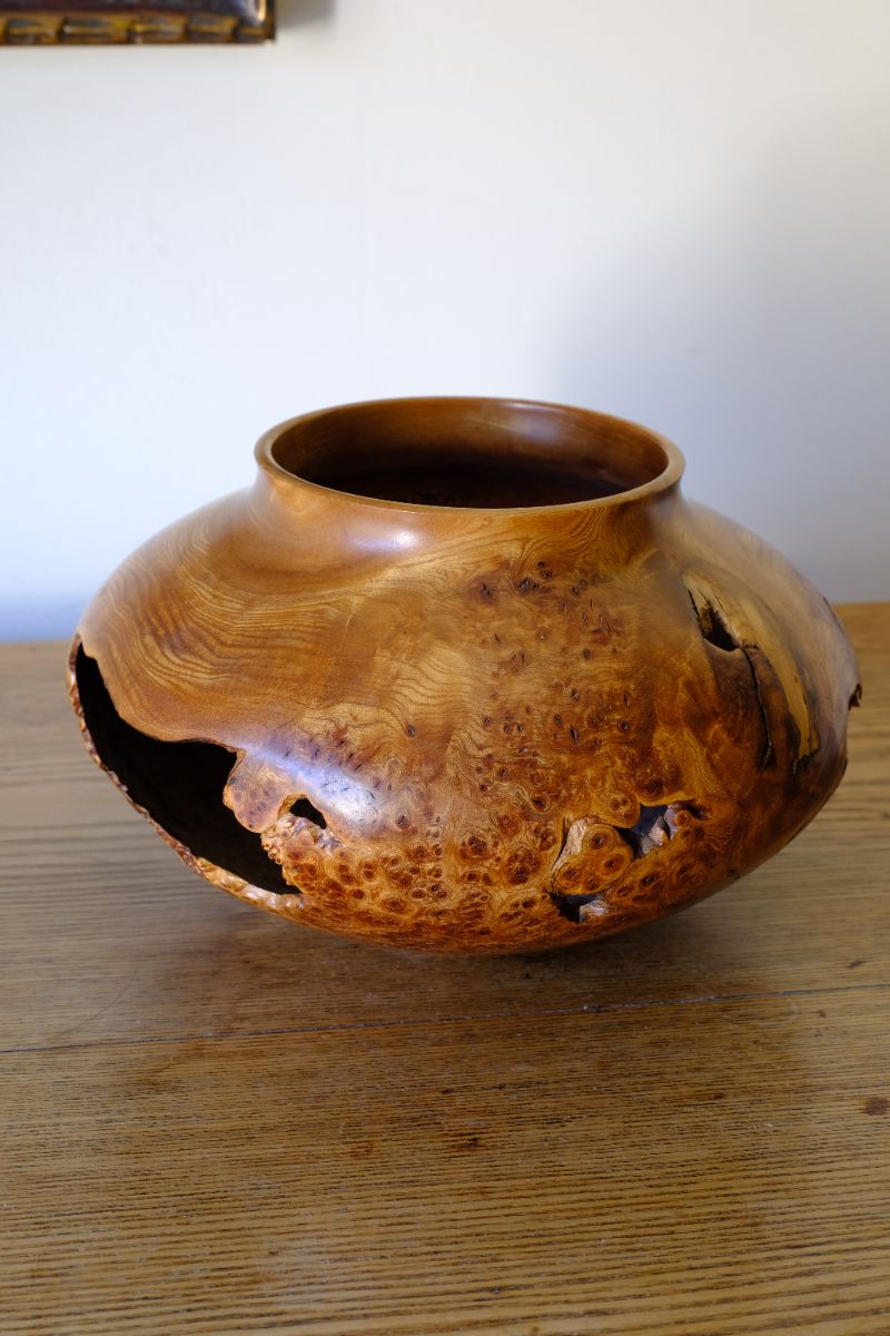 Signed Burr Elm Sculptural Vessel by Dr Tim Lawson (TDL), British Studio Woodturning in Burr Elm with Natural Organic Grain and Voids