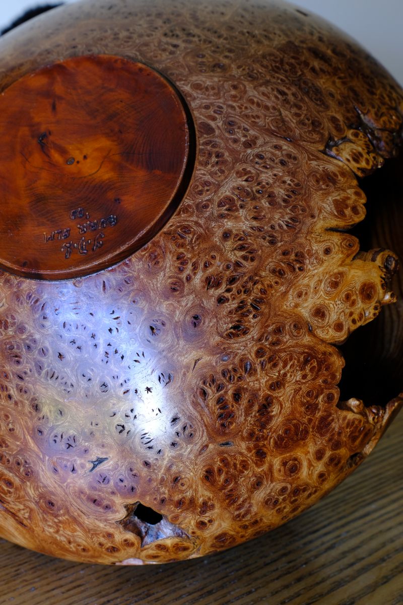 close up of the burr elm - Signed Burr Elm Sculptural Vessel by Dr Tim Lawson (TDL), British Studio Woodturning in Burr Elm with Natural Organic Grain and Voids
