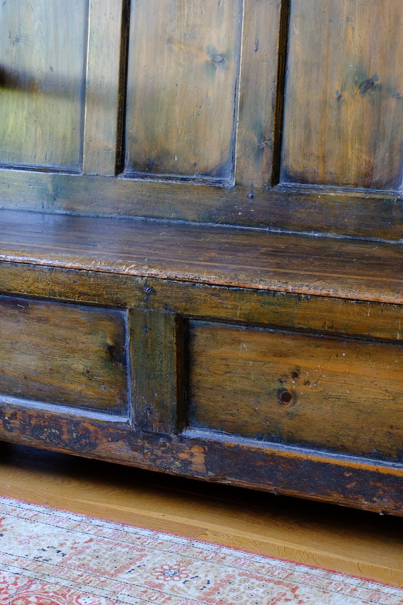 19th Century Welsh Oak Settle Bench with Painted Panels and Storage Chest