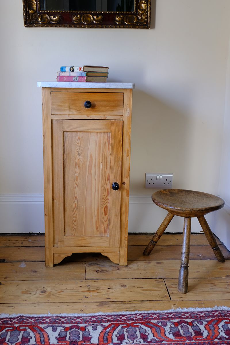 Late Victorian pine marble top bedside cupboard with Carrara marble and concealed brass pivot hinges