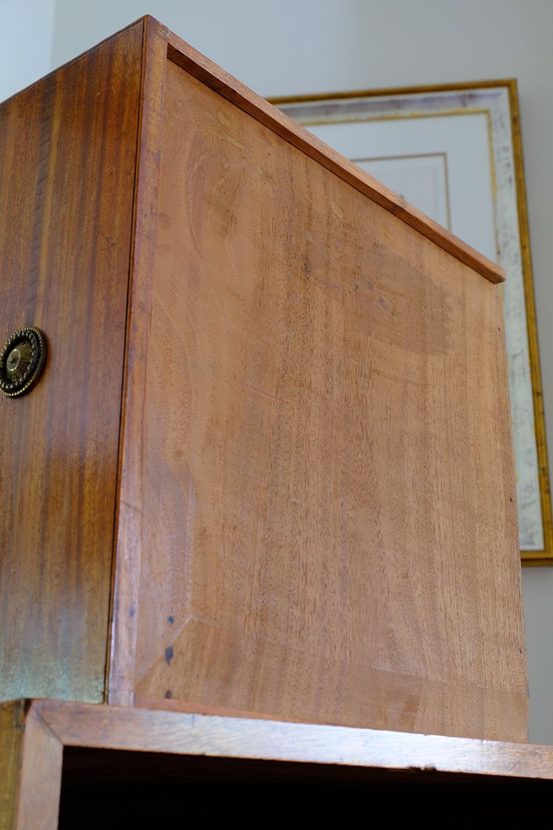 Late Georgian Anglo-Chinese Padauk Chest of Drawers with Mitred Face Frame and Original Brass Side Carrying Handles
