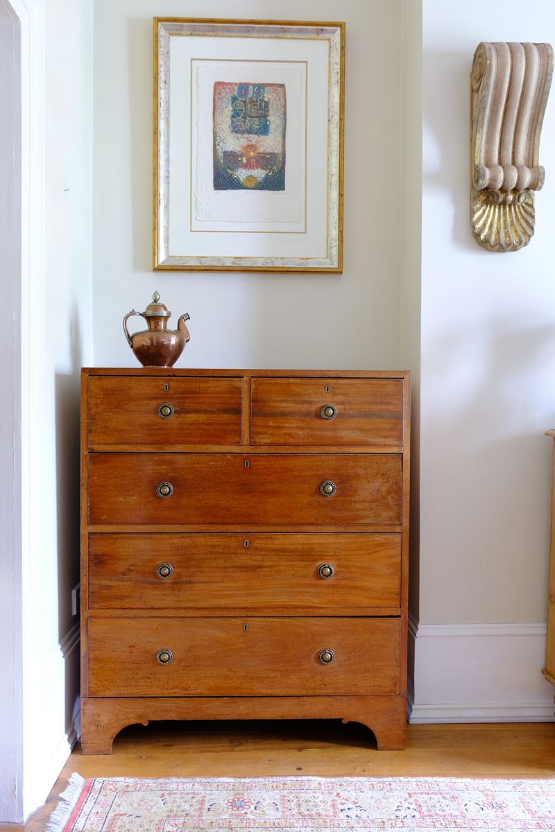 Late Georgian Anglo-Chinese Padauk Chest of Drawers with Mitred Face Frame and Original Brass Side Carrying Handles