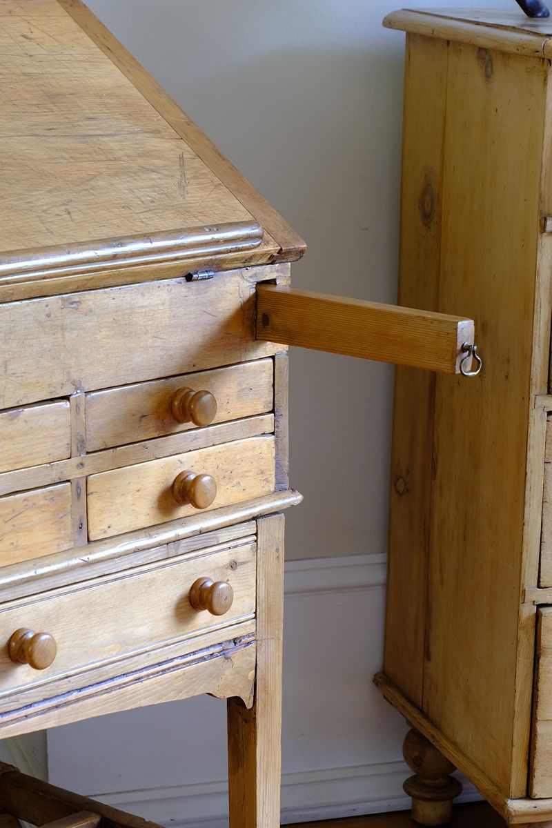 Early 19th Century Georgian Pine Fall-Front Writing Bureau Desk c.1820–1840