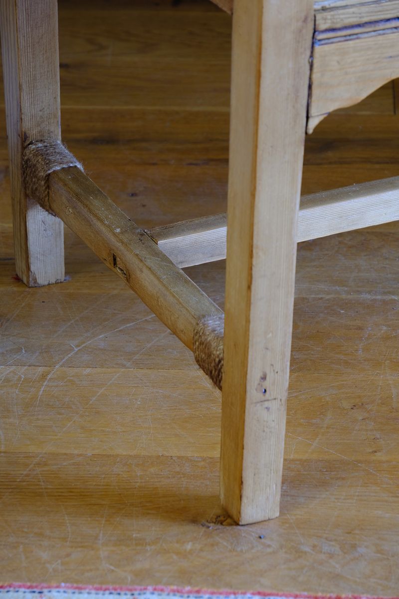 Rope bindings on the Early 19th Century Georgian Pine Fall-Front Writing Bureau Desk c.1820–1840