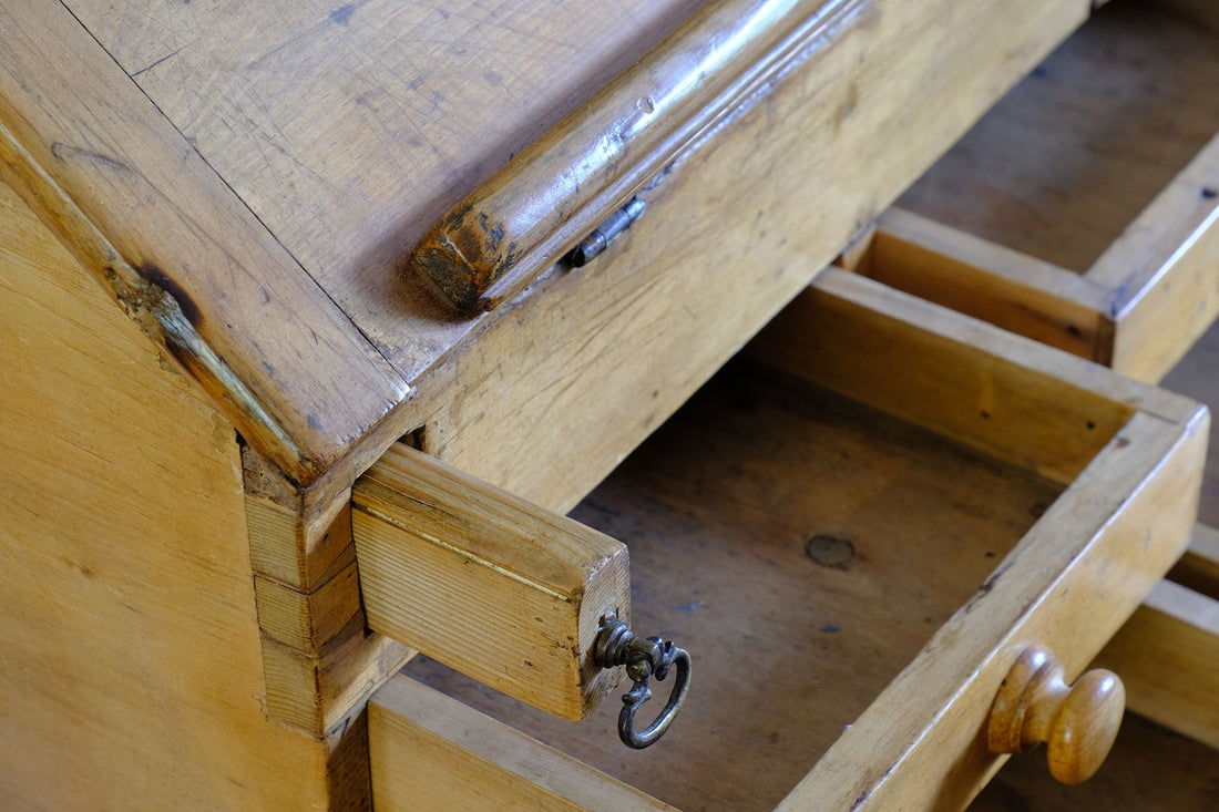 Early 19th Century Georgian Pine Fall-Front Writing Bureau Desk c.1820–1840