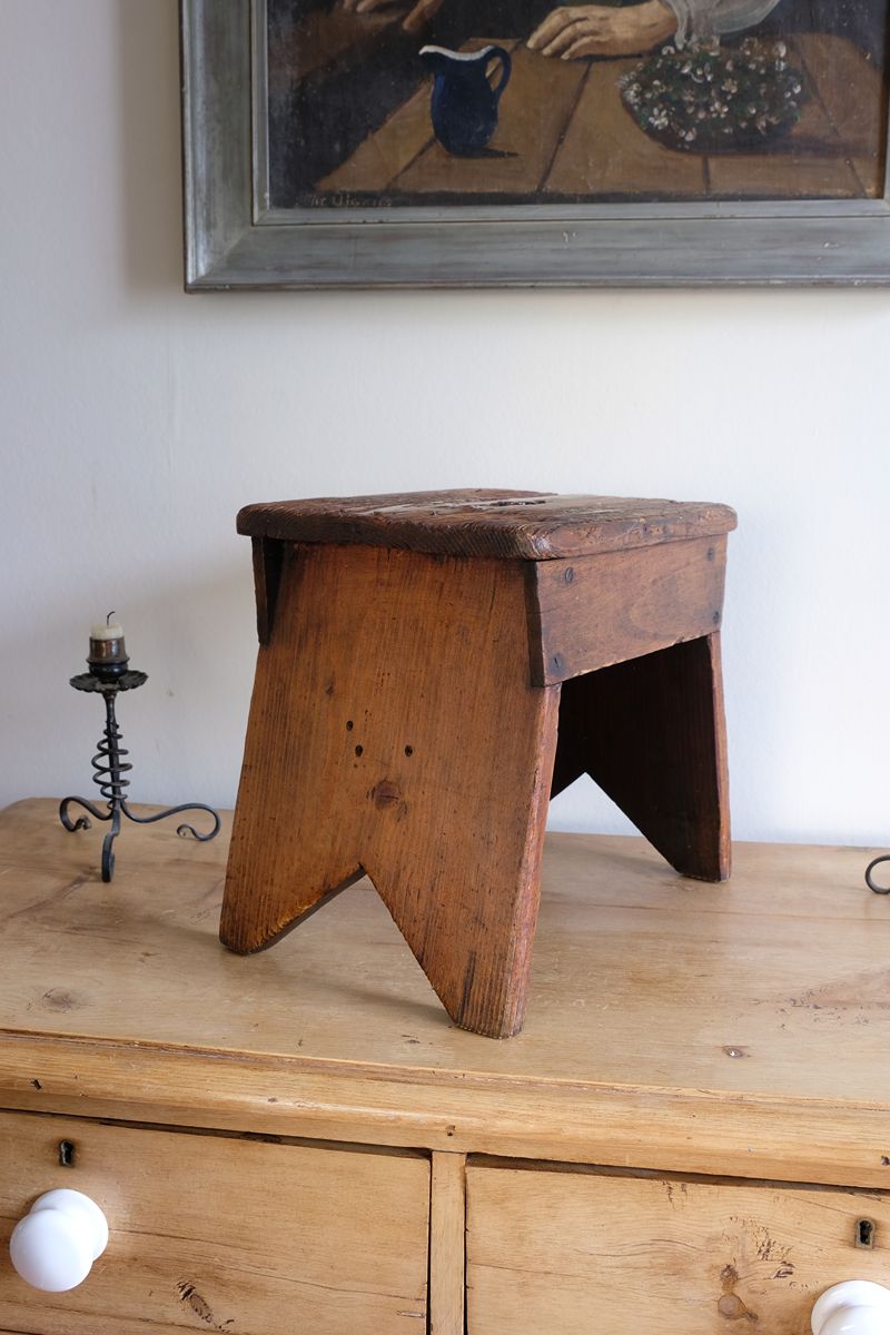 19th Century Vernacular Pine Stool with V-Cut Sides and Worn Grab Handle Seat
