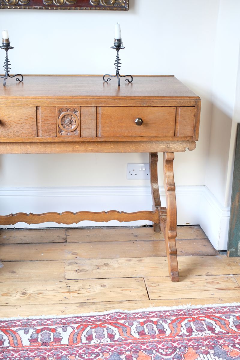 Arts & Crafts oak console table by Beresford & Hicks with two drawers and shaped trestle supports