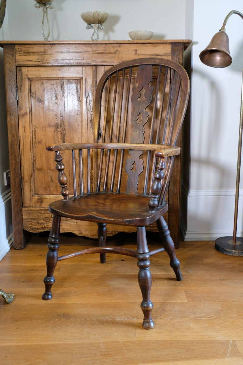 19th Century Windsor Splat back Armchair With A Crinoline Stretcher