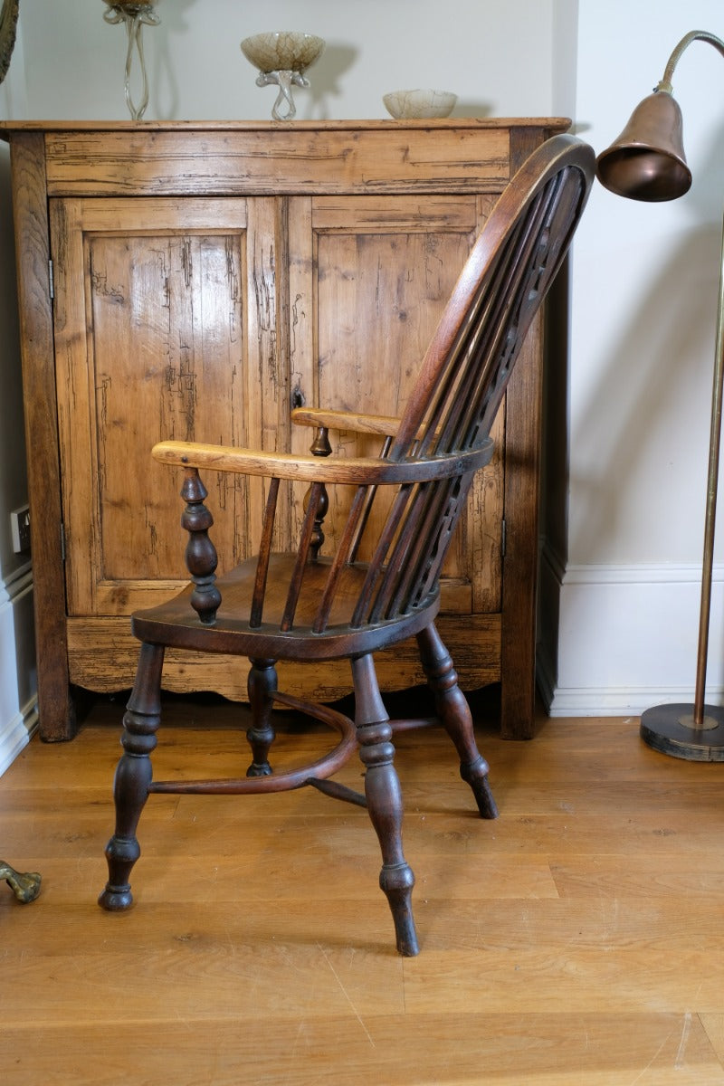 19th Century Windsor Splat back Armchair With A Crinoline Stretcher