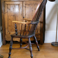 19th Century Windsor Splat back Armchair With A Crinoline Stretcher