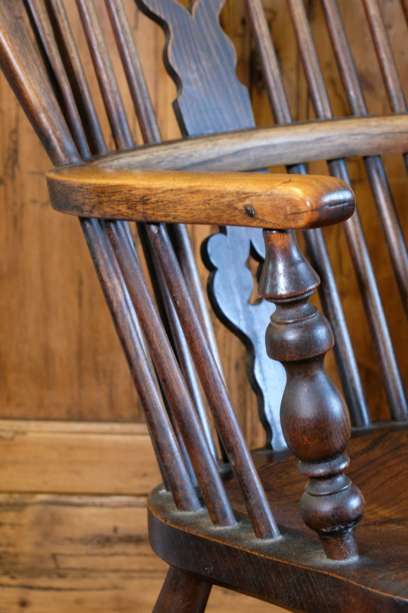 19th Century Windsor Splat back Armchair With A Crinoline Stretcher