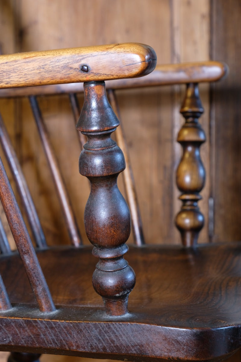 19th Century Windsor Splat back Armchair With A Crinoline Stretcher