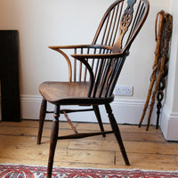 Windsor Wheelback Armchair With Swept Back Arms