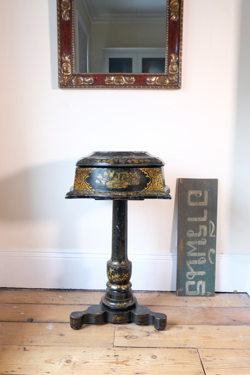 Chinoiserie Teapoy table with a serpentine sarcophagus-shaped top