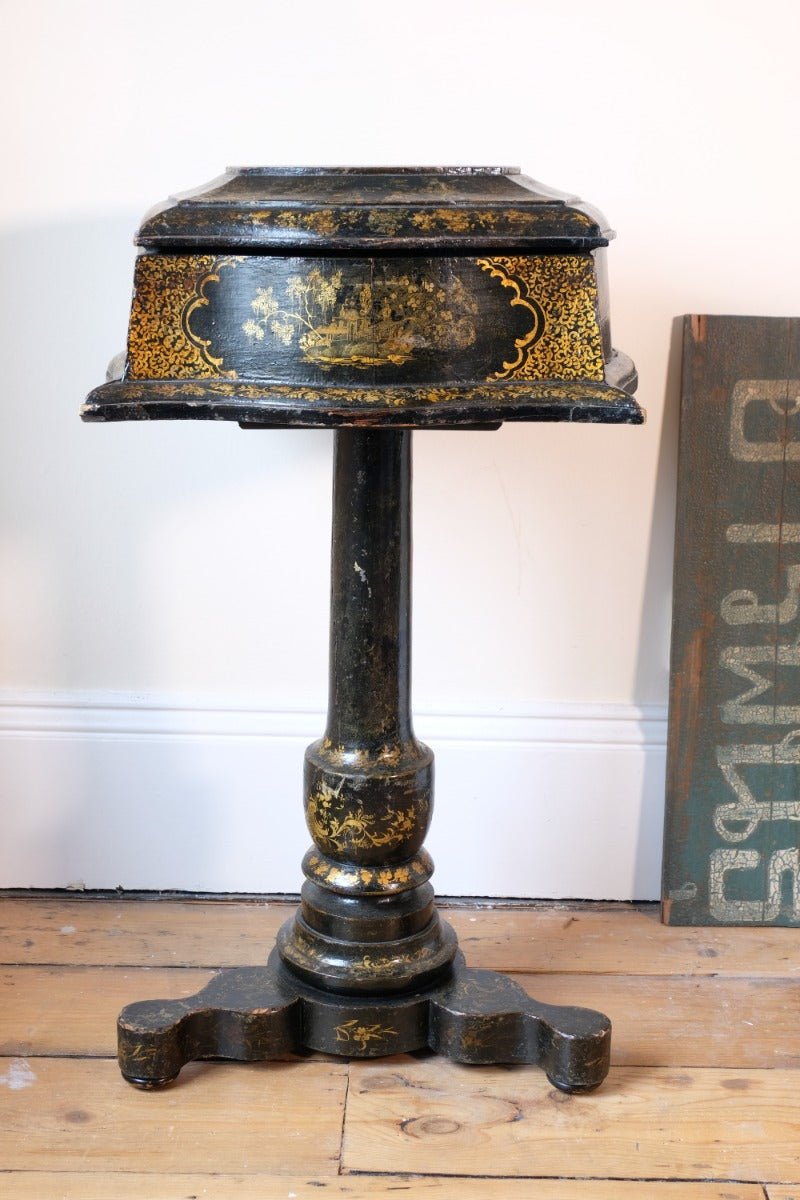 Chinoiserie Teapoy table with a serpentine sarcophagus-shaped top