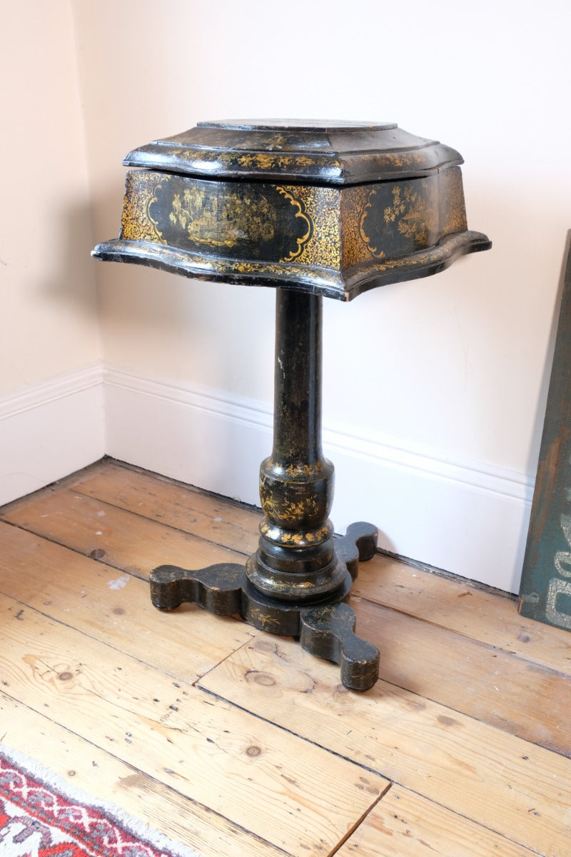 Chinoiserie Teapoy table with a serpentine sarcophagus-shaped top
