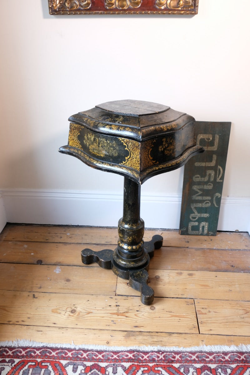 Chinoiserie Teapoy table with a serpentine sarcophagus-shaped top