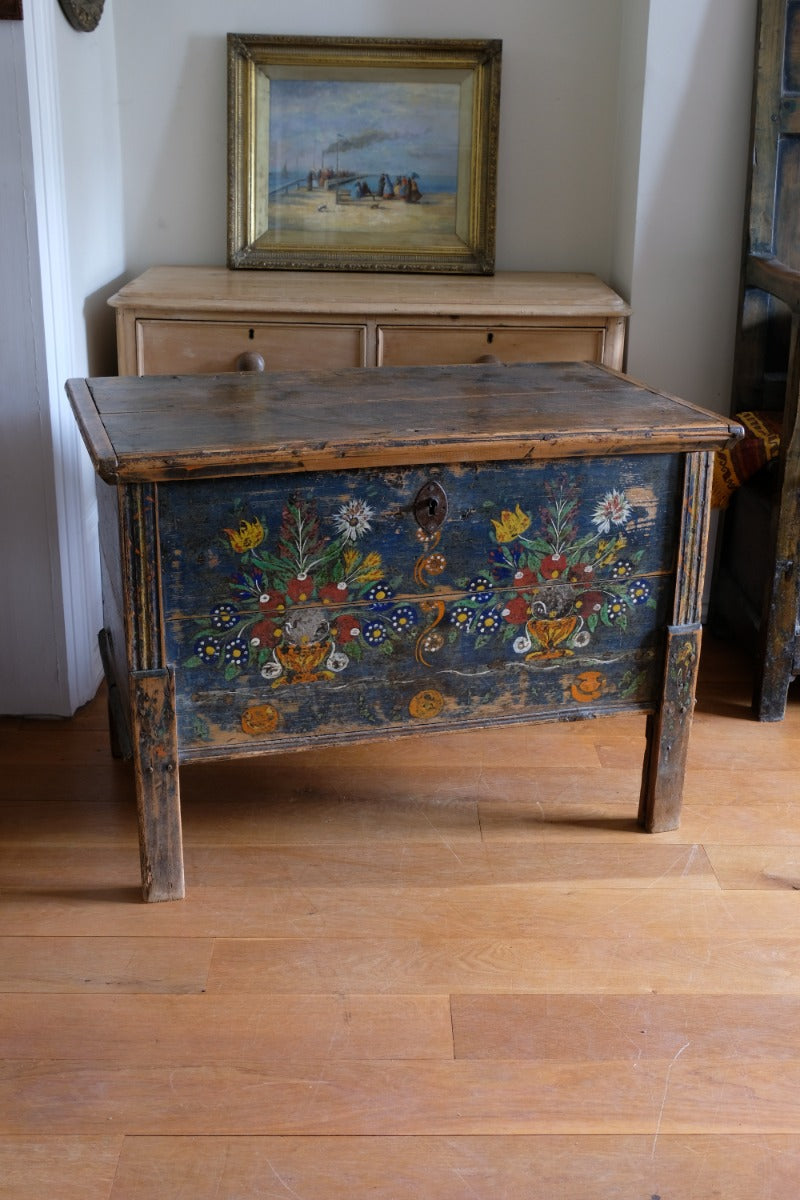 Hand-Painted Folk Art Storage Coffer Raised On Legs