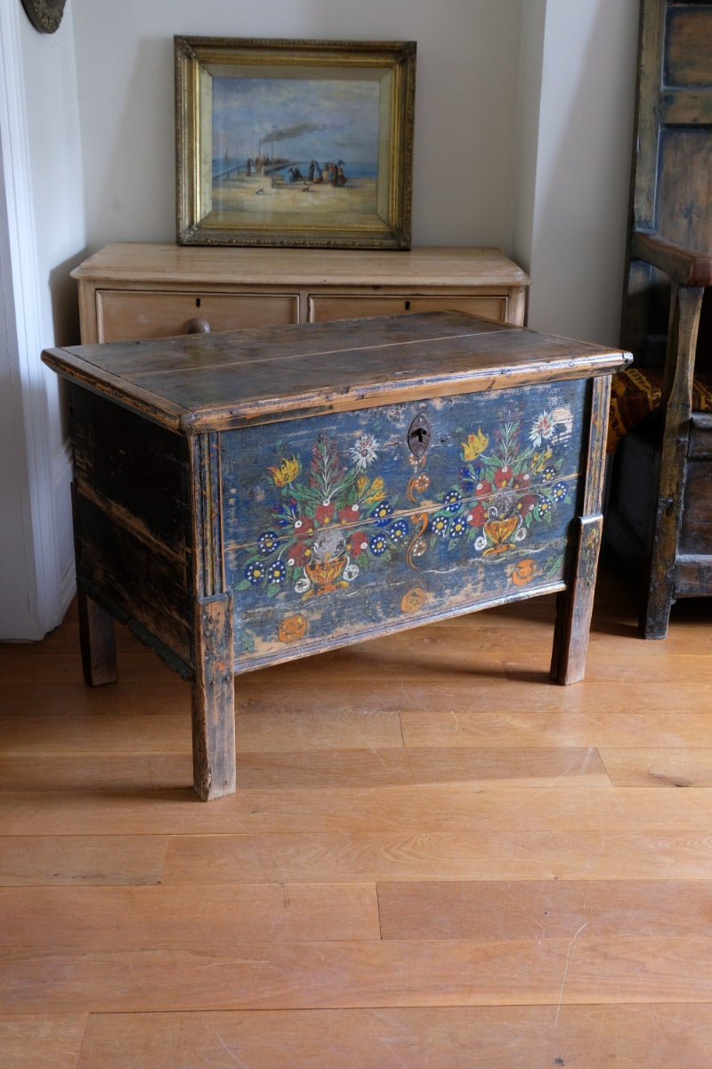 Hand-Painted Folk Art Storage Coffer Raised On Legs