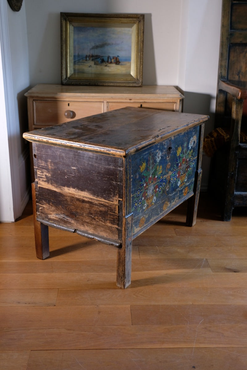 Hand-Painted Folk Art Storage Coffer Raised On Legs