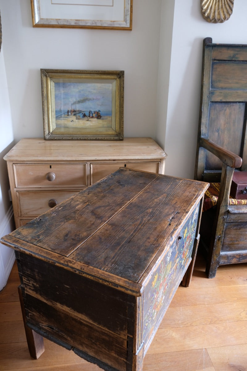 Hand-Painted Folk Art Storage Coffer Raised On Legs